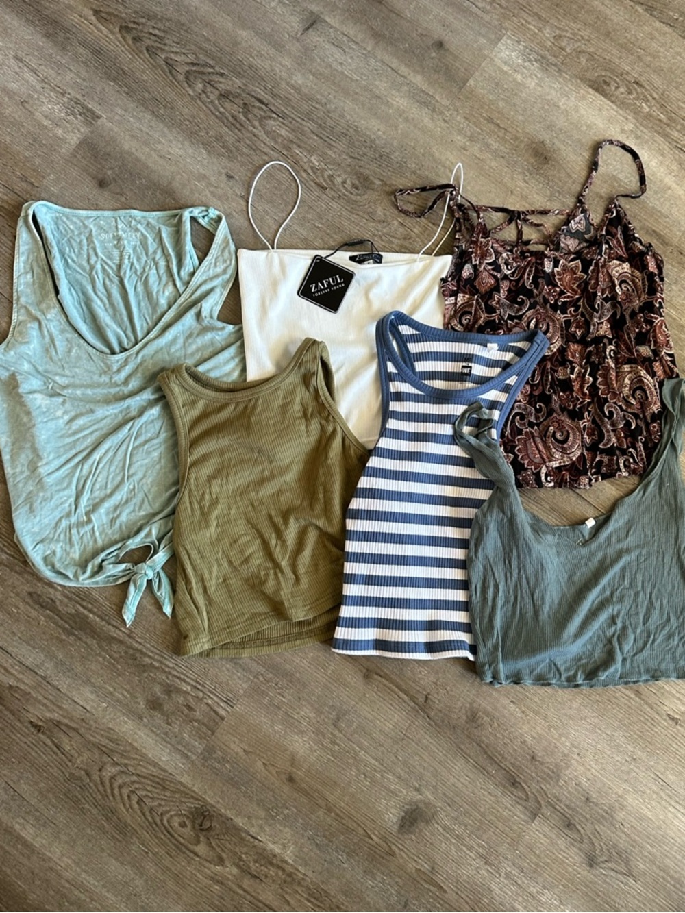 Bundle of 6 pacsun/american eagle/zaful/forever 21 tank top crop tops